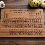 Tocatoare ornamentale din lemn pirogravat tabelul periodic al elementelor